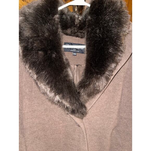 Womens Forecaster of Boston Brown Trench Pea Coat Faux Fur Removable Detail 20W - Picture 3 of 11